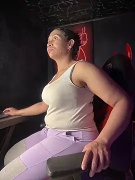 Carola-Ross online show from March 18, 2025, 2:15 am