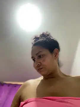 Carola-Ross online show from March 30, 2026, 4:08 pm