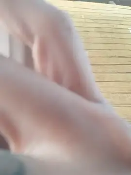 single mother indecent online show from February 28, 2025, 6:52 pm