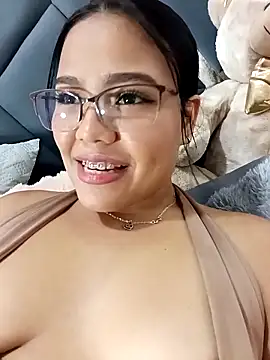 anahi evans19 online show from November 23, 2025, 8:52 pm