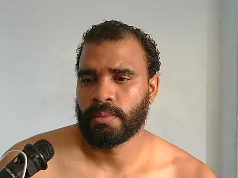 Snapshot of YOX22 chatting on May 7, 2026, 2:00 pm YOX22 online show from May 7, 2026, 2:00 pm