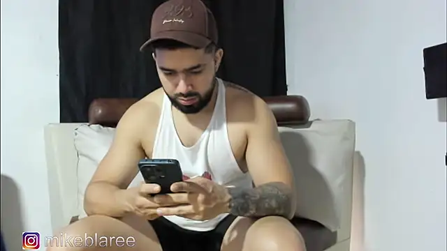 mikeblaree online show from November 9, 2025, 5:44 pm