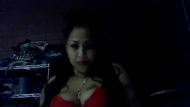 SweetSexyLatina online show from April 10, 2026, 5:28 pm