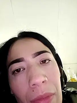 kimbadazz online show from February 14, 2025, 11:42 pm