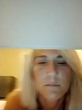 Skippydippy99 online show from September 25, 2025, 5:22 am