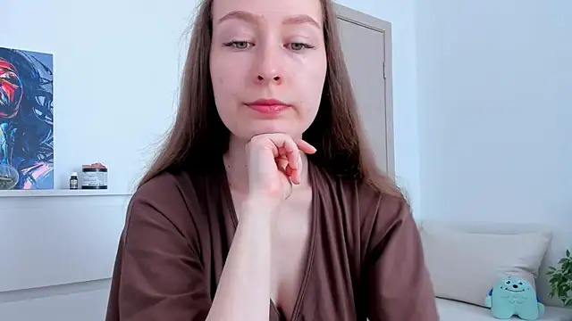 marilinaal online show from May 18, 2026, 7:47 am