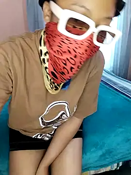 prettiechanti online show from September 10, 2025, 6:46 am