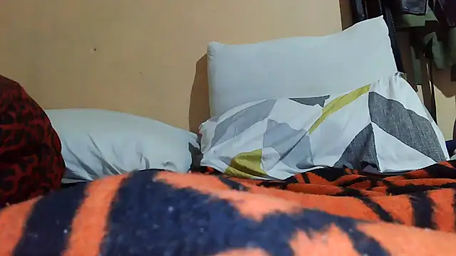 Snapshot of 01applebottom chatting on October 22, 2025, 2:01 am 01applebottom online show from October 22, 2025, 2:01 am