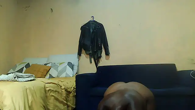 Snapshot of 01applebottom chatting on October 27, 2025, 2:32 pm 01applebottom online show from October 27, 2025, 2:32 pm