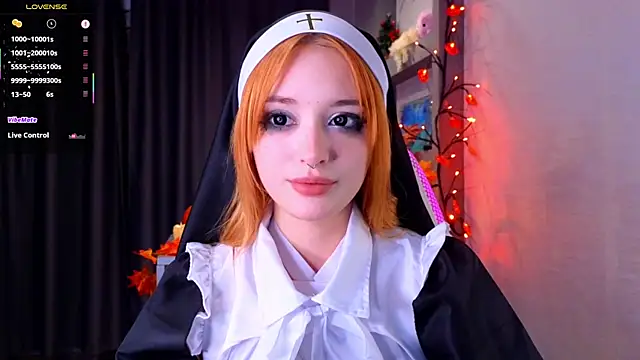 Hisoka akerley online show from October 31, 2025, 6:09 pm