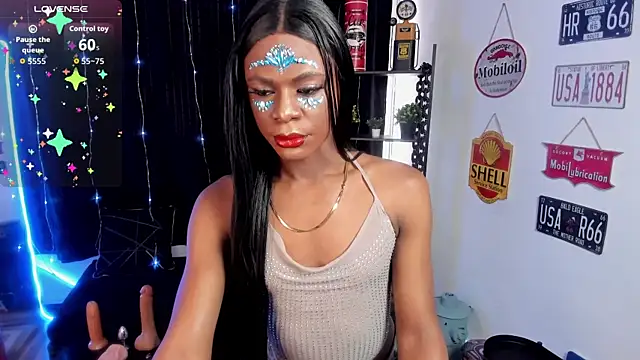 anuvyz miller  online show from October 31, 2025, 1:01 pm