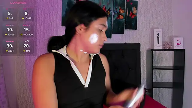 Selena fox7 online show from September 28, 2025, 3:56 am