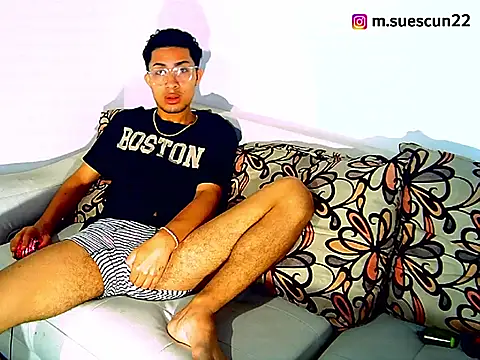 Snapshot of MARXSUESCUN1 chatting on February 18, 2025, 8:36 pm MARXSUESCUN1 online show from February 18, 2025, 8:36 pm