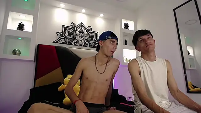 MaikyCooper online show from February 26, 2025, 7:42 am