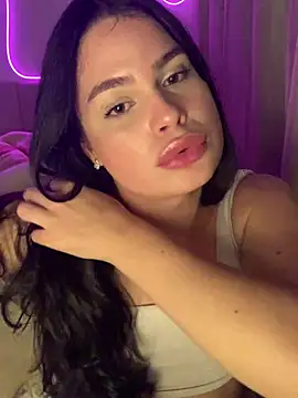 jessiebuny online show from June 13, 2026, 4:21 am