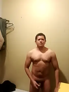 machoactivo1 online show from February 10, 2025, 8:53 am