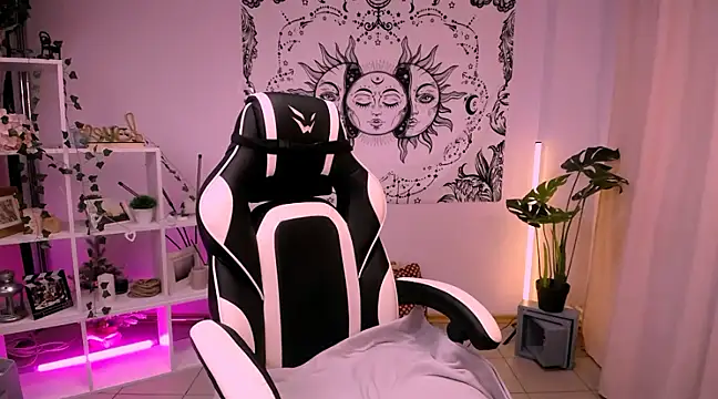 EllySunlover online show from March 4, 2025, 3:00 am