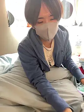 Snapshot of makitoru chatting on February 15, 2025, 2:04 am makitoru online show from February 15, 2025, 2:04 am