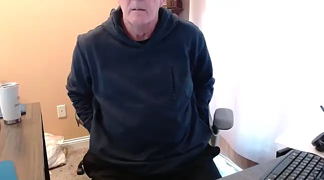 Snapshot of olderandwiser2 chatting on February 25, 2025, 5:04 pm olderandwiser2 online show from February 25, 2025, 5:04 pm