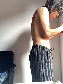 shadowsofgarden online show from February 15, 2025, 1:16 pm