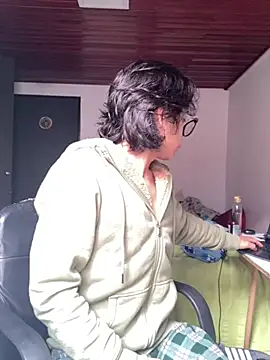 shadowsofgarden online show from February 21, 2025, 12:50 pm