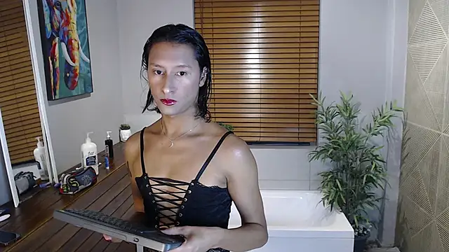 Georgina Palacios  online show from November 23, 2025, 4:01 am