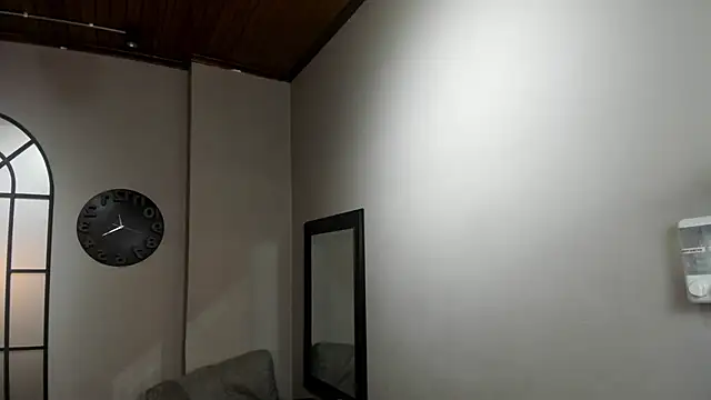 Georgina Palacios  online show from February 5, 2026, 3:44 am