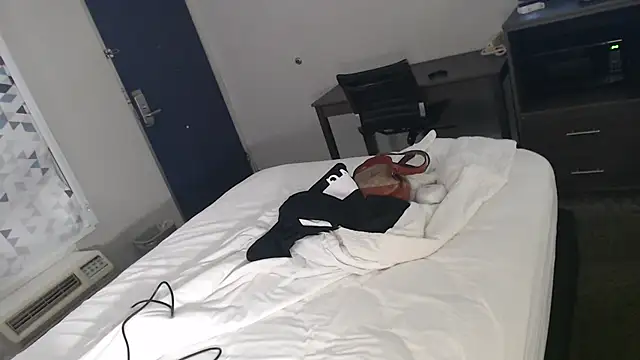 cassieeangelbby online show from November 29, 2025, 7:22 am