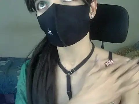 YourCDBitch online show from October 9, 2025, 7:12 pm