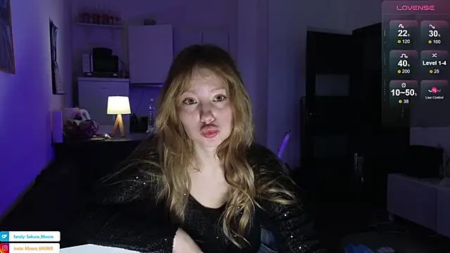 Snapshot of Sakura_Moore chatting on March 3, 2025, 8:16 am Sakura Moore online show from March 3, 2025, 8:16 am