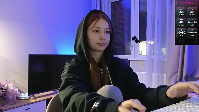 Snapshot of Sakura_Moore chatting on October 4, 2025, 7:45 pm Sakura Moore online show from October 4, 2025, 7:45 pm