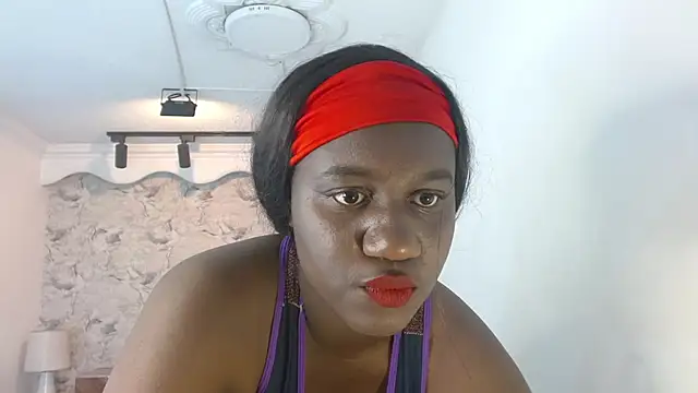 Snapshot of shanntall_tk chatting on February 25, 2025, 12:13 pm shanntall tk online show from February 25, 2025, 12:13 pm