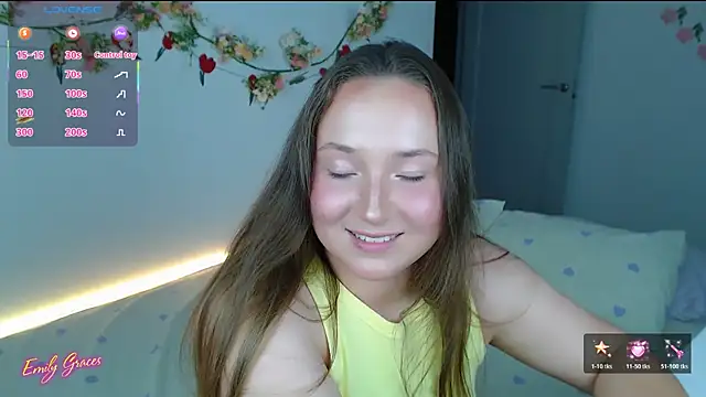 EmilyxxGraces online show from July 28, 2026, 8:52 pm