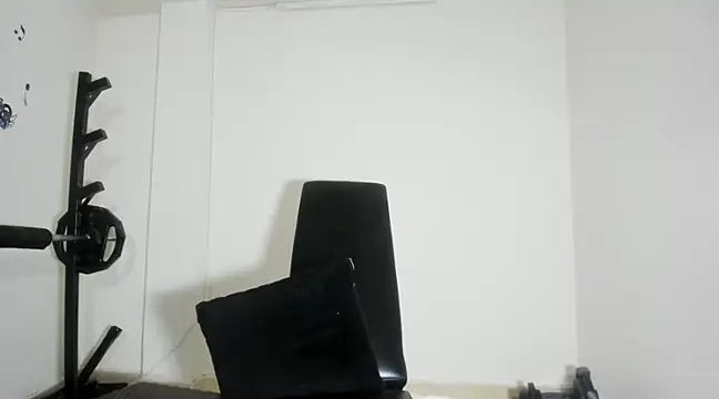 Snapshot of Blackhot000 chatting on March 8, 2025, 3:35 pm Blackhot000 online show from March 8, 2025, 3:35 pm