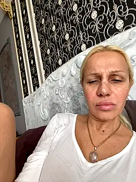 DeboraXporn online show from November 26, 2025, 8:59 am