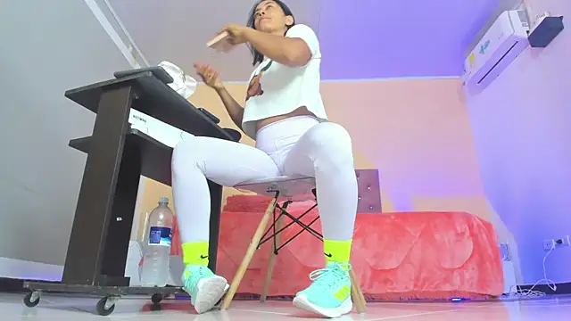 cristal crossfitx online show from February 19, 2026, 10:22 am