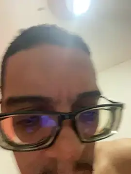 Snapshot of Diegodelicia chatting on July 9, 2026, 4:16 am Diegodelicia online show from July 9, 2026, 4:16 am