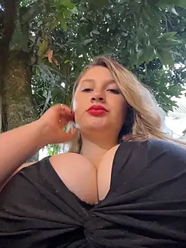 Snapshot of aurora_coldd chatting on May 13, 2026, 10:49 pm aurora coldd online show from May 13, 2026, 10:49 pm
