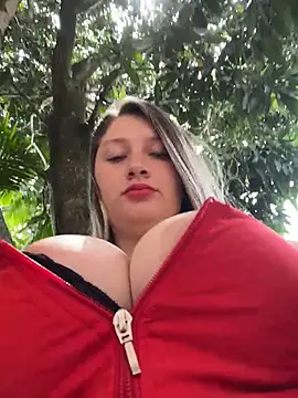 Snapshot of aurora_coldd chatting on July 31, 2026, 5:12 pm aurora coldd online show from July 31, 2026, 5:12 pm
