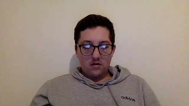 Snapshot of Milflover96 chatting on February 16, 2025, 2:42 am Milflover96 online show from February 16, 2025, 2:42 am