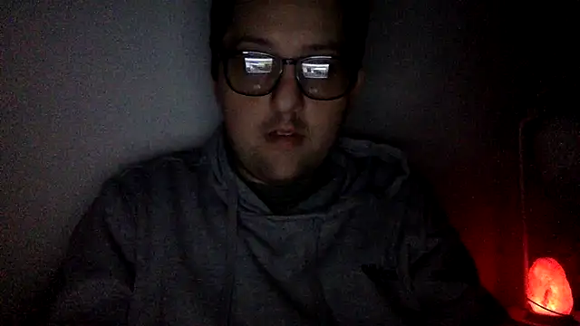 Snapshot of Milflover96 chatting on February 17, 2025, 6:09 am Milflover96 online show from February 17, 2025, 6:09 am