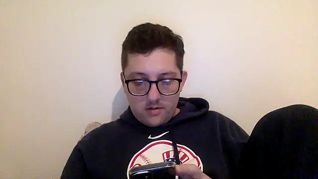 Snapshot of Milflover96 chatting on February 19, 2025, 3:17 am Milflover96 online show from February 19, 2025, 3:17 am