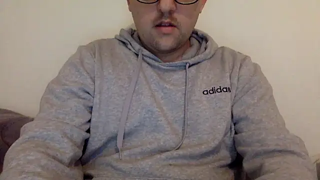 Snapshot of Milflover96 chatting on February 24, 2025, 3:53 pm Milflover96 online show from February 24, 2025, 3:53 pm