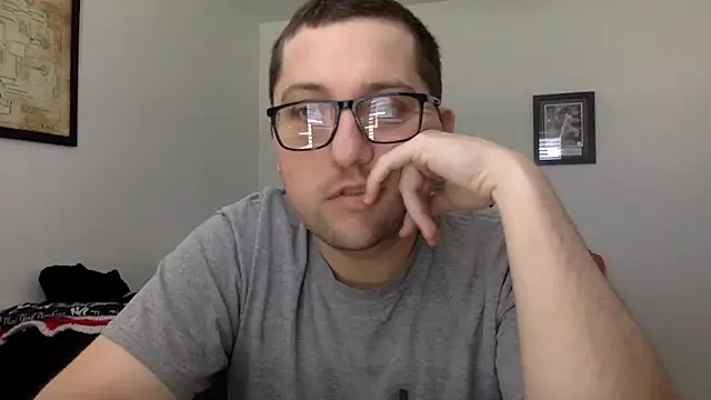 Snapshot of Milflover96 chatting on March 6, 2025, 6:26 pm Milflover96 online show from March 6, 2025, 6:26 pm