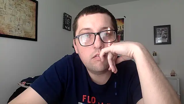 Snapshot of Milflover96 chatting on March 21, 2025, 10:39 pm Milflover96 online show from March 21, 2025, 10:39 pm