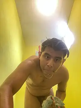 jonzzvergs online show from June 19, 2026, 3:38 pm