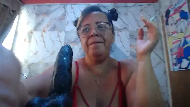 alina maturehot online show from April 12, 2026, 8:14 pm