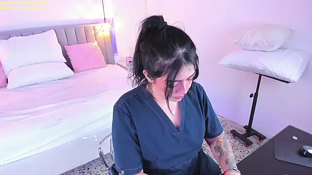 isolari  online show from January 8, 2025, 4:23 am