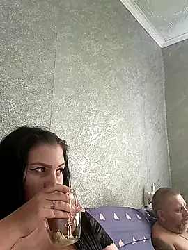 Greta Tamar online show from March 7, 2025, 11:40 am