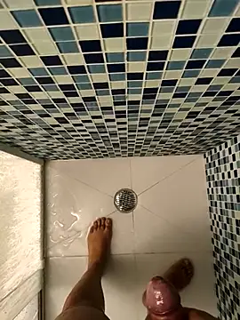 henri69 online show from December 1, 2025, 11:32 pm